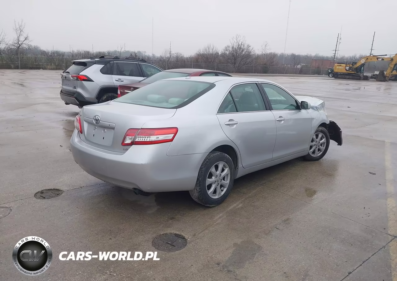 2011 Toyota Camry Le VIN:4T1BF3EK8BU163781 - 4