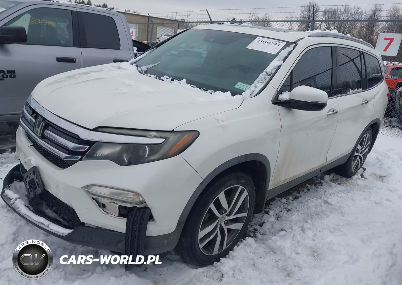 2017 Honda Pilot Touring VIN:5FNYF5H93HB005630 - 2