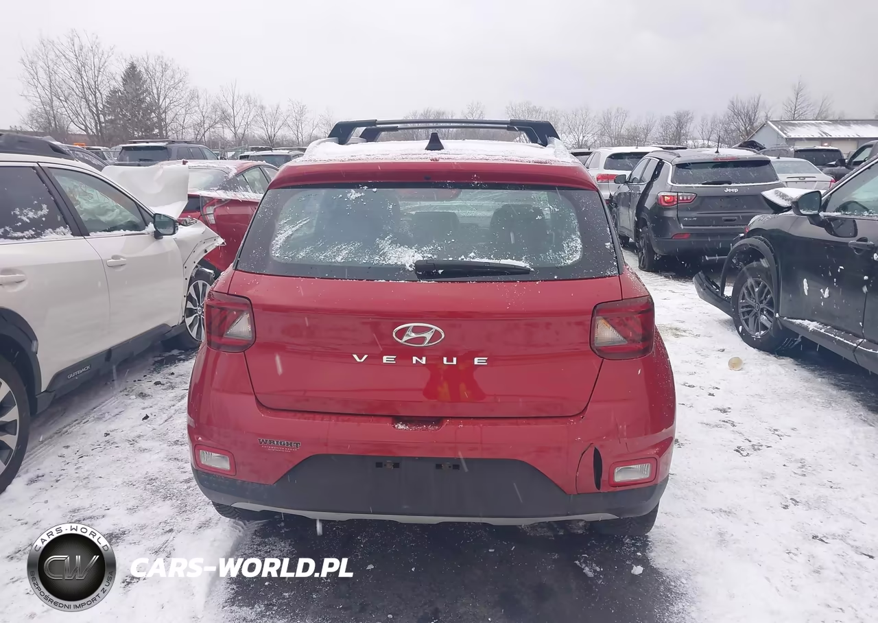 2022 Hyundai Venue Limited VIN:KMHRC8A37NU143593 - 16