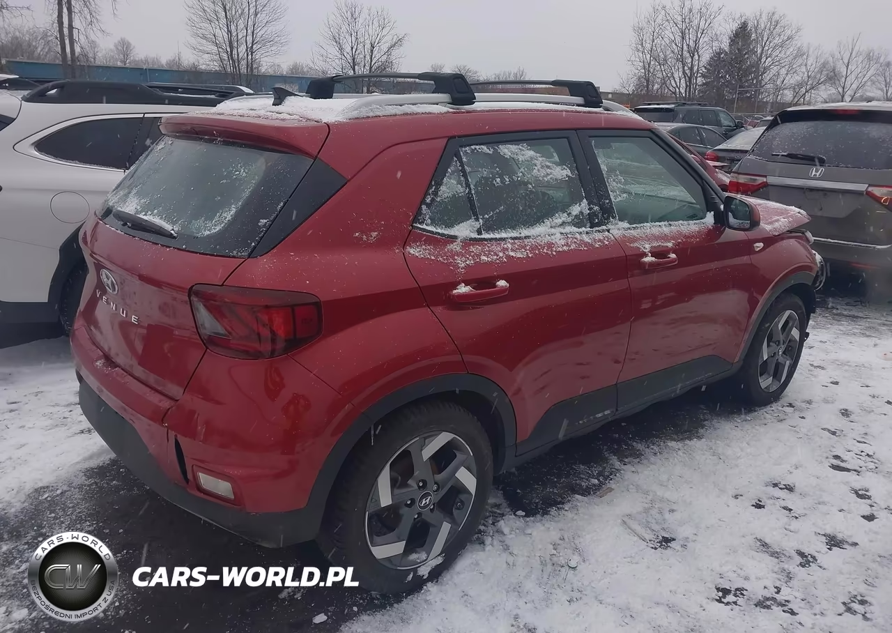2022 Hyundai Venue Limited VIN:KMHRC8A37NU143593 - 4