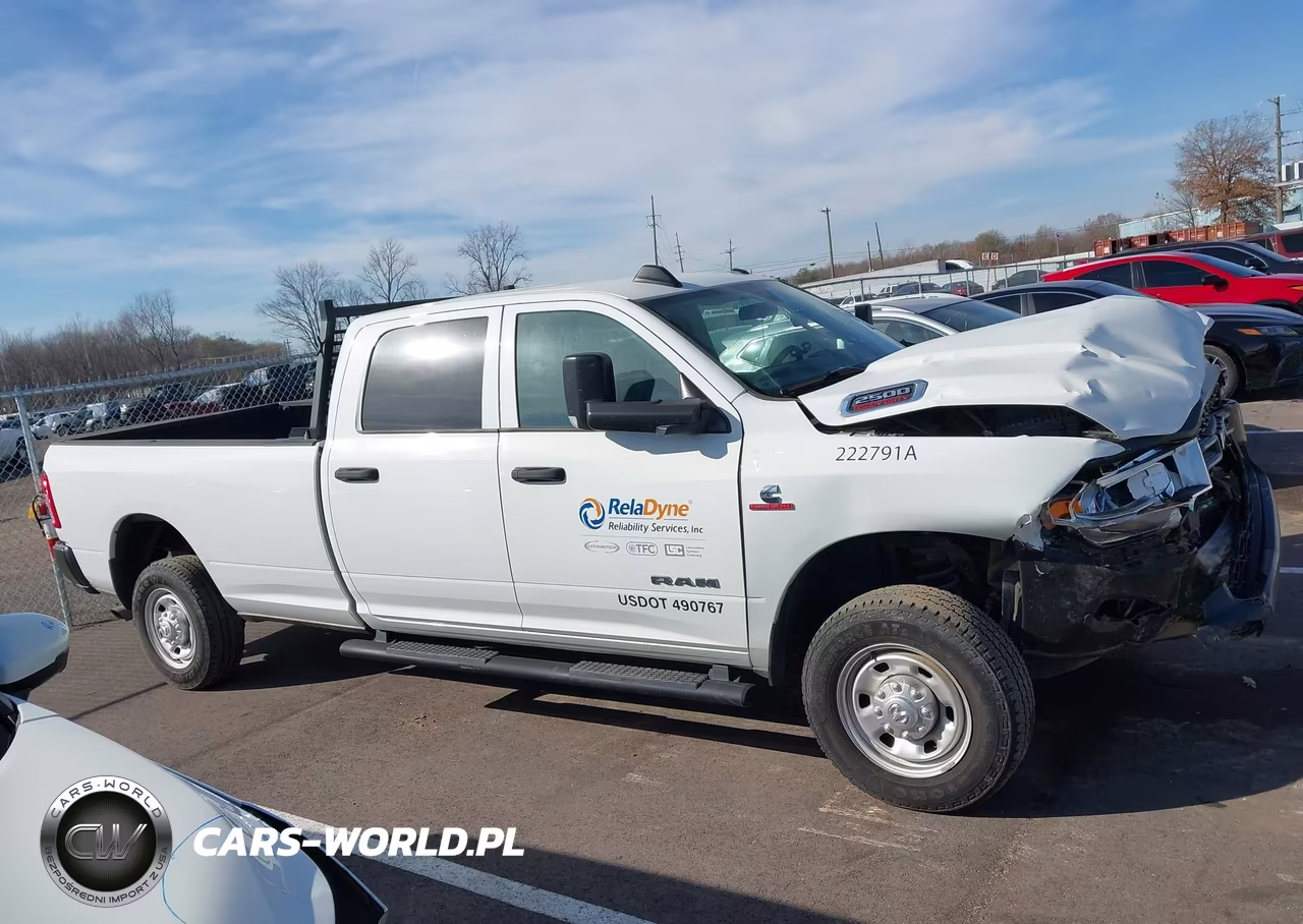 2022 Ram 2500 Tradesman 4X4 8' Box VIN:3C6UR5HL4NG272791 - 13