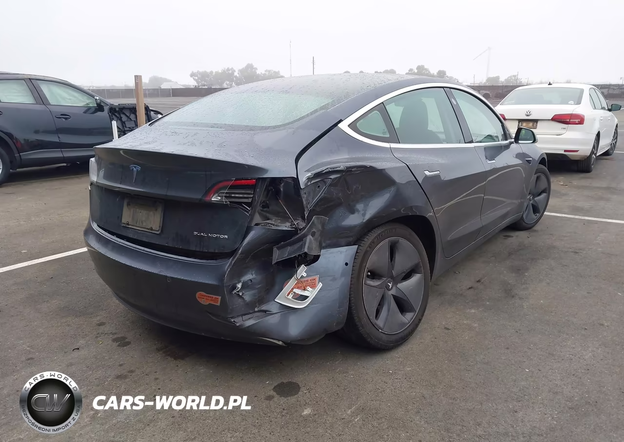2020 Tesla Model 3 Long Range Dual Motor All-Wheel Drive VIN:5YJ3E1EB6LF649662 - 4