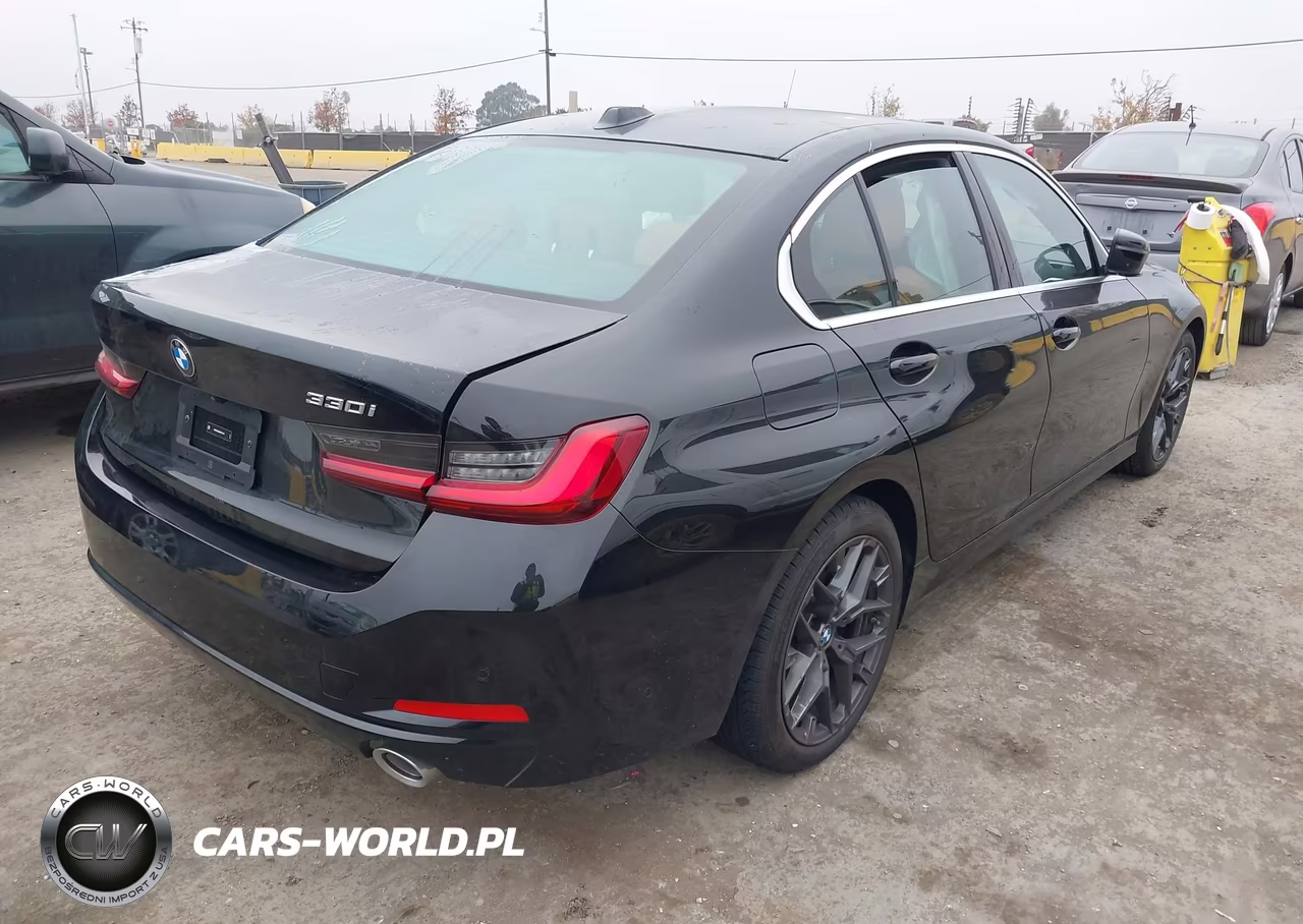 2025 BMW 330I VIN:3MW69CW00S8F72510 - 4