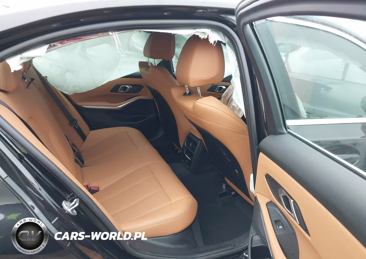 2025 BMW 330I VIN:3MW69CW00S8F72510 - 8
