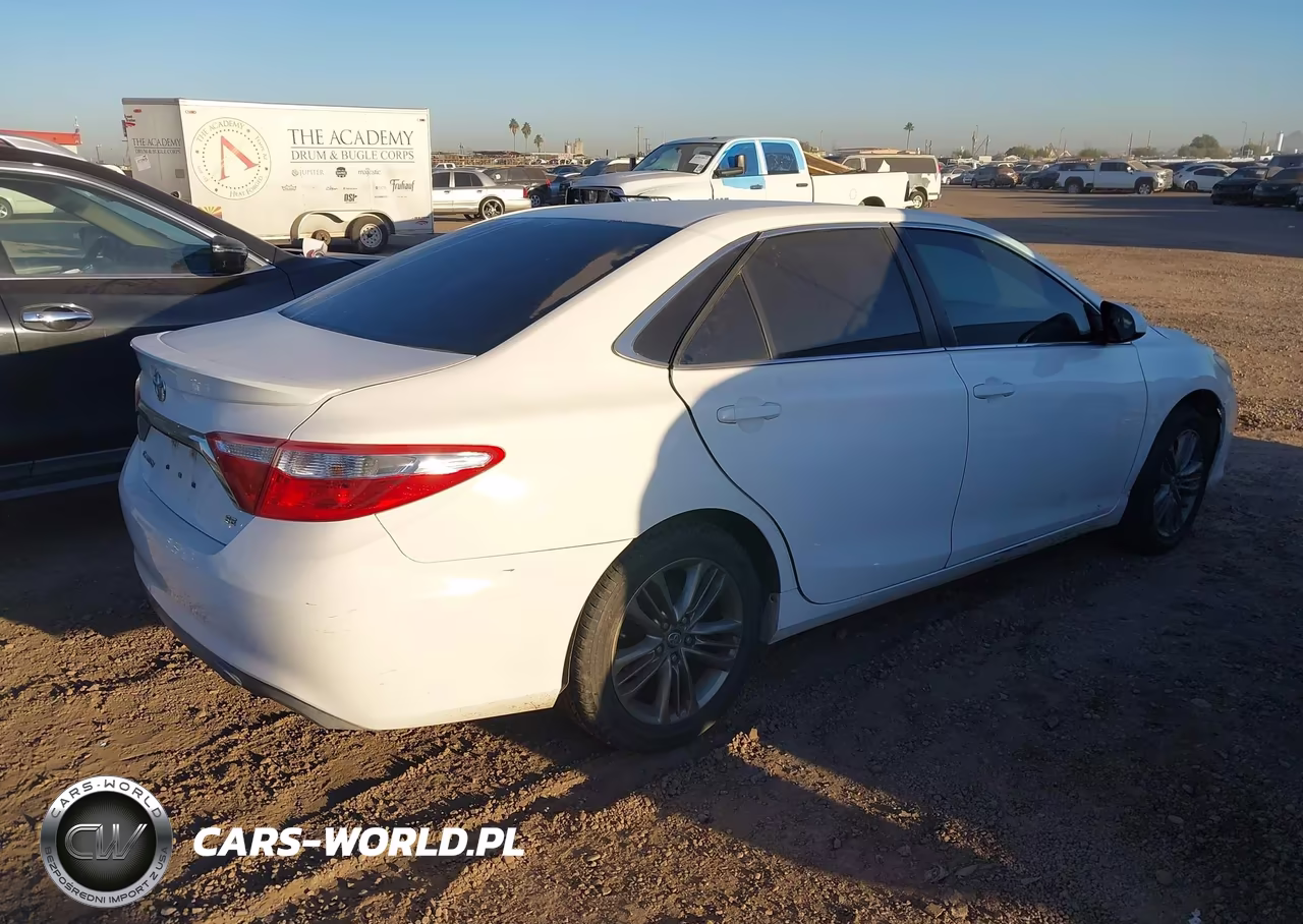 2017 Toyota Camry Se VIN:4T1BF1FK5HU398828 - 4