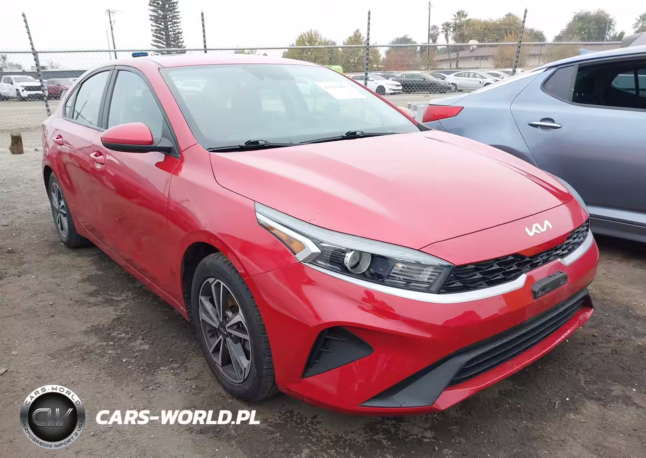 2023 Kia Forte Lxs