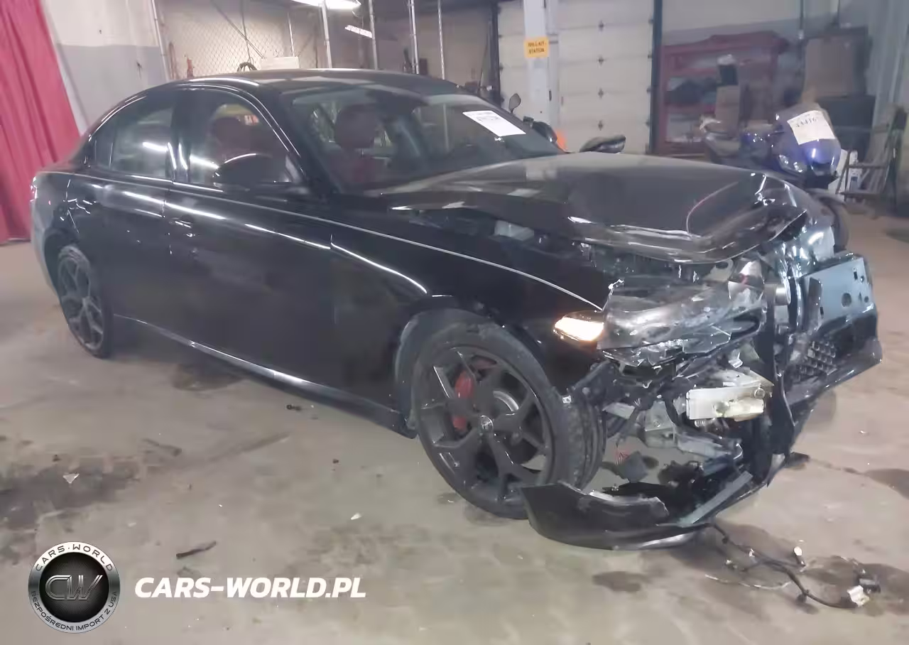 2020 Alfa Romeo Giulia Awd