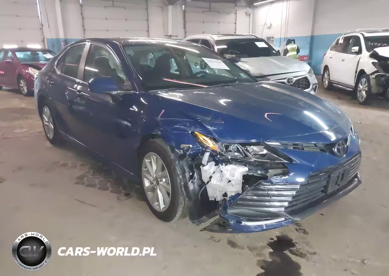 2024 Toyota Camry Le