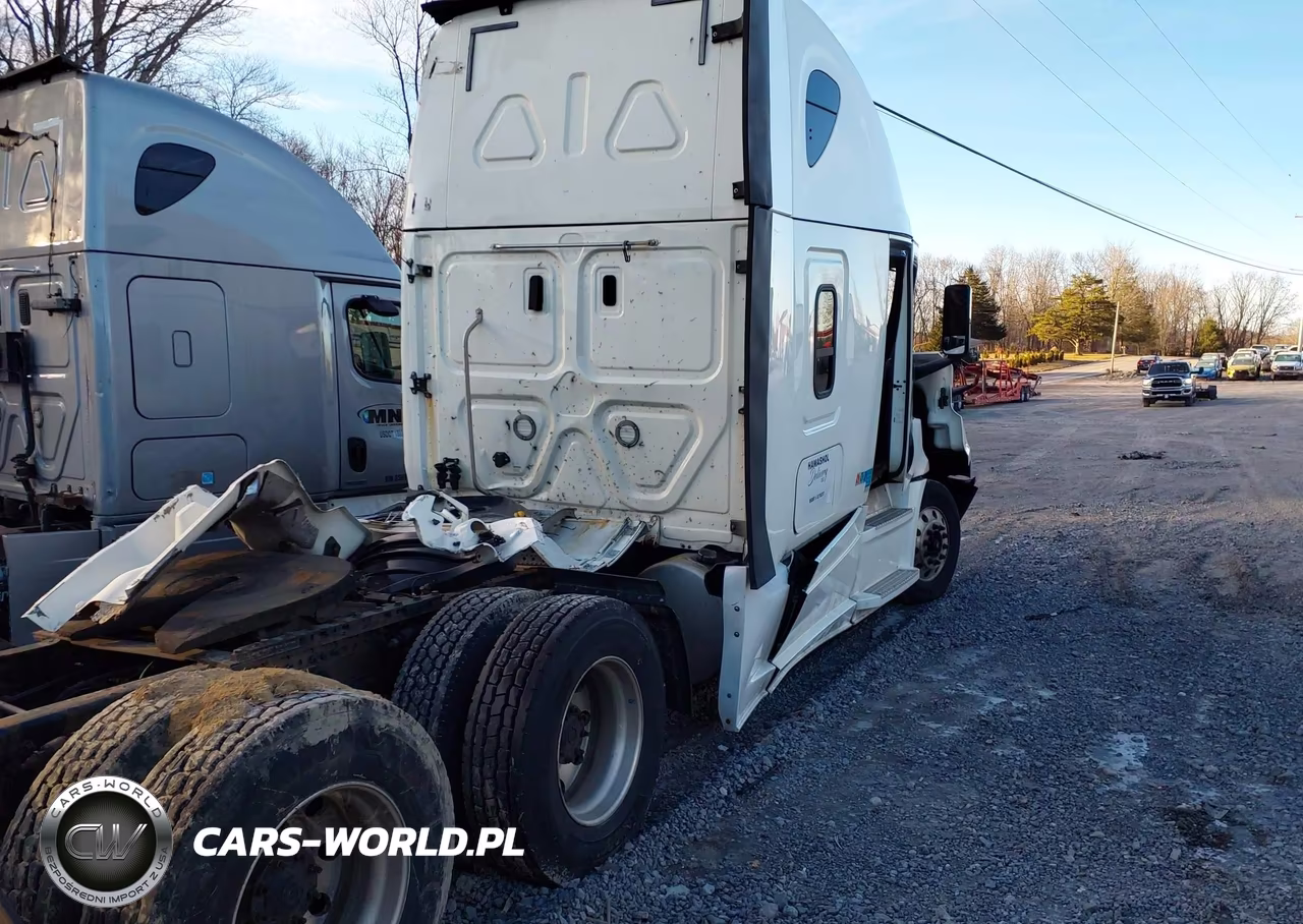2019 Freightliner New Cascadia 126 VIN:3AKJHHDR3KSKJ5004 - 4