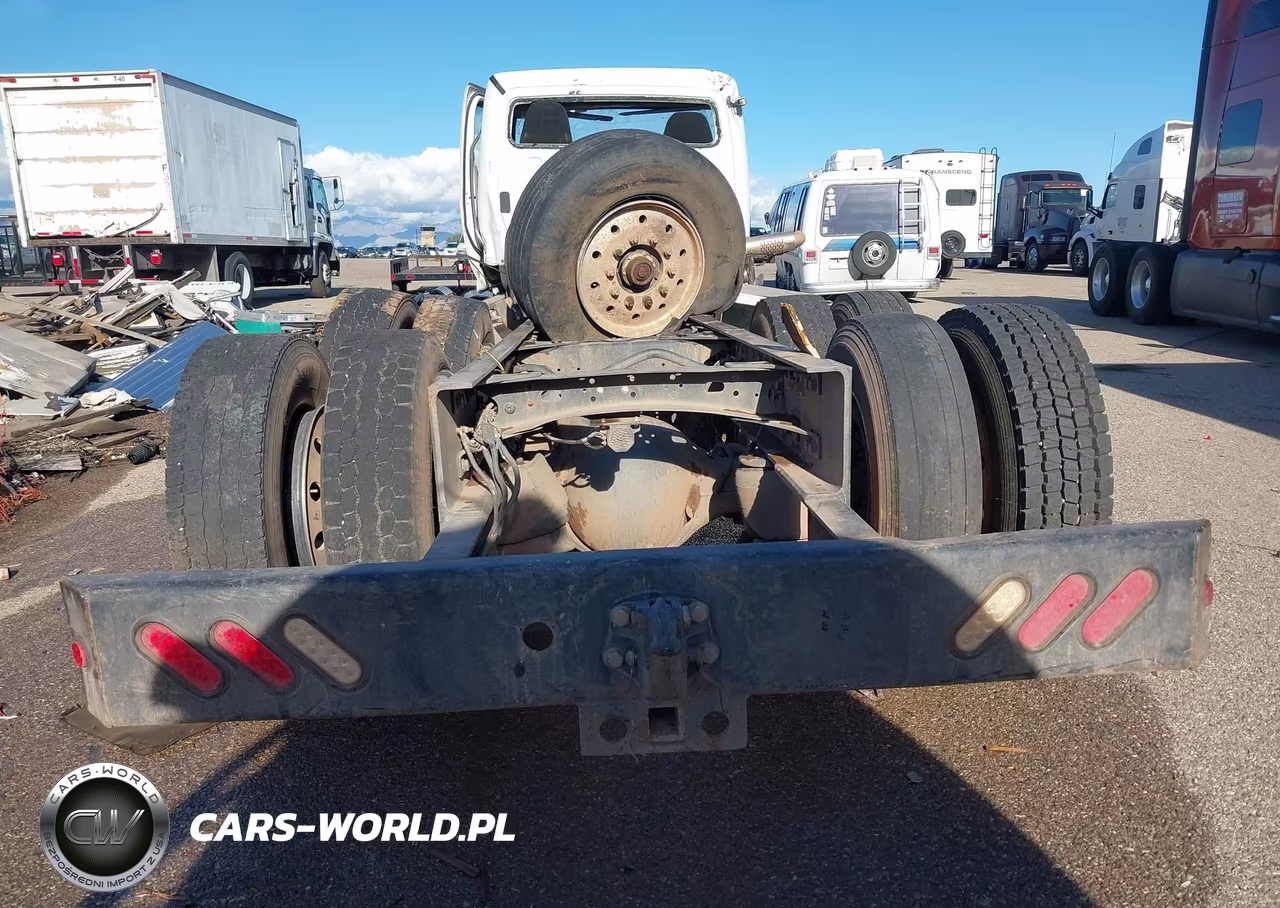 2021 Freightliner M2 112 VIN:1FVHC5FE7MHMK7312 - 17
