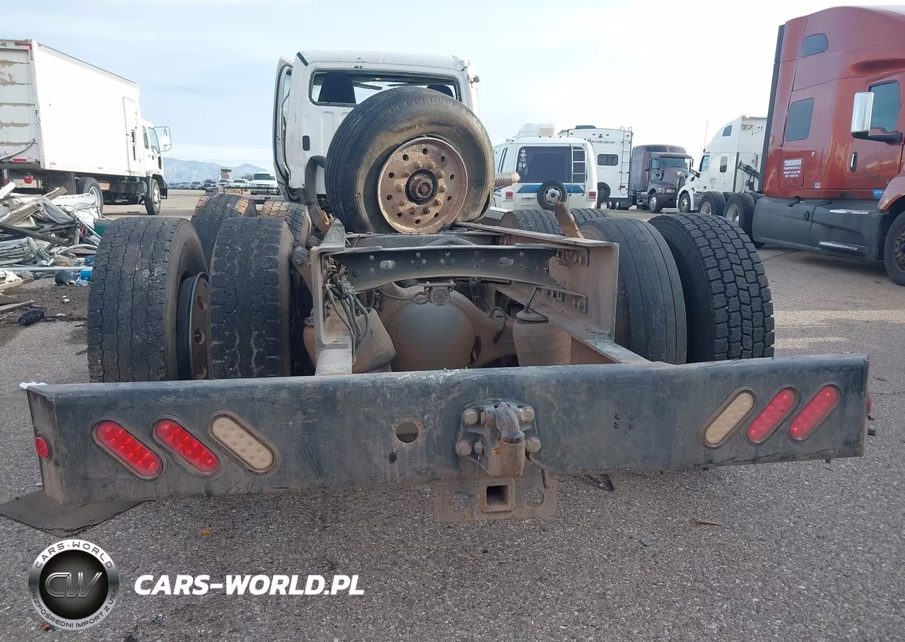 2021 Freightliner M2 112 VIN:1FVHC5FE7MHMK7312 - 8
