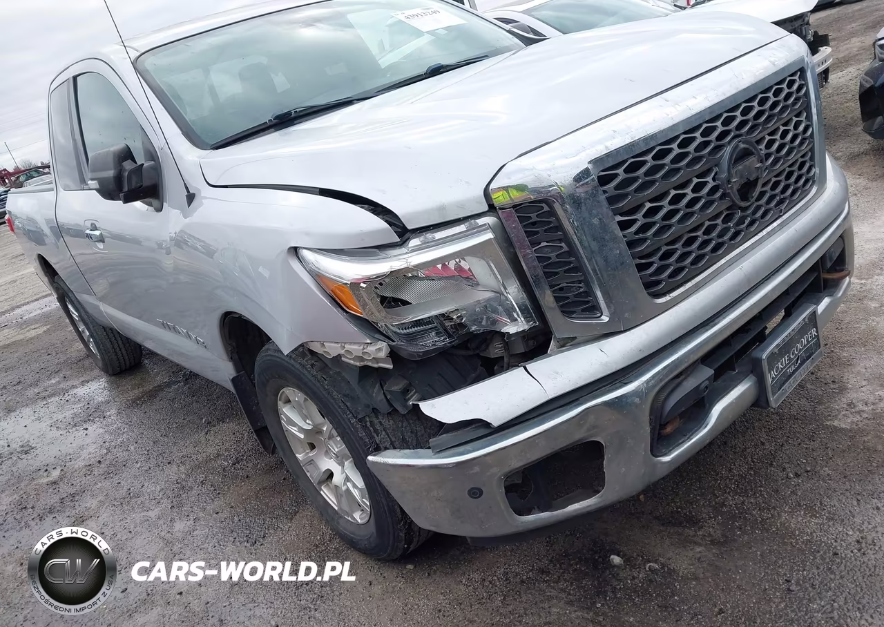 2018 Nissan Titan Sv