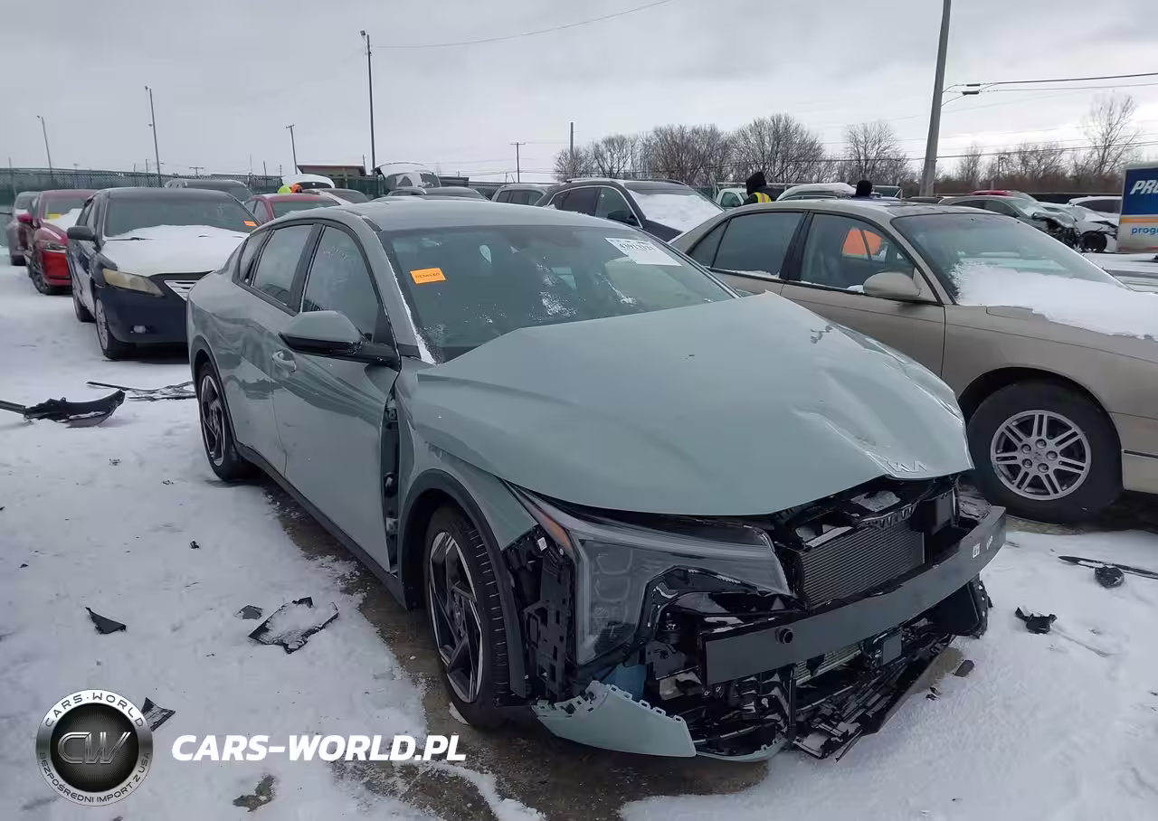 2025 Kia K4 Ex