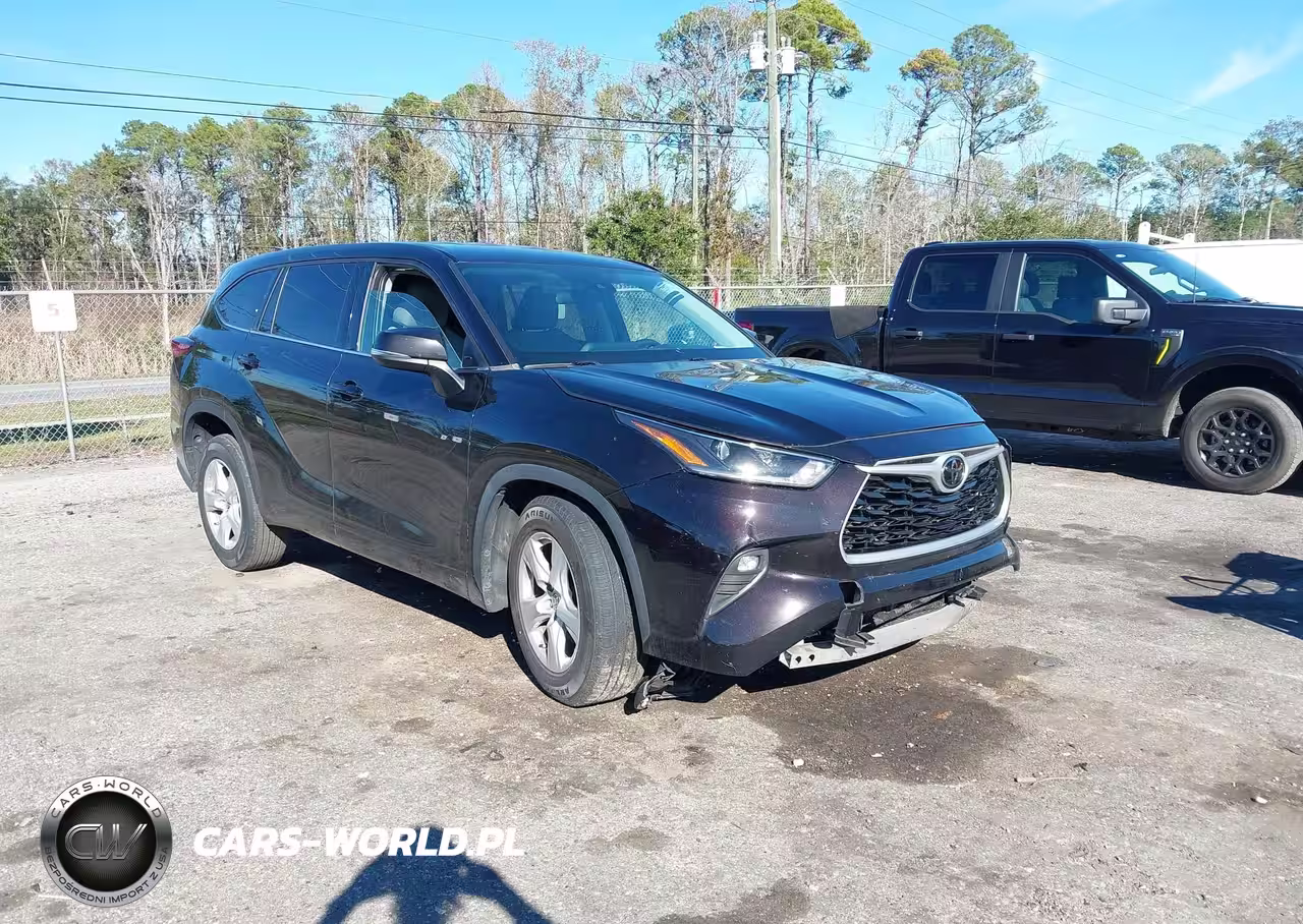 2021 Toyota Highlander Le