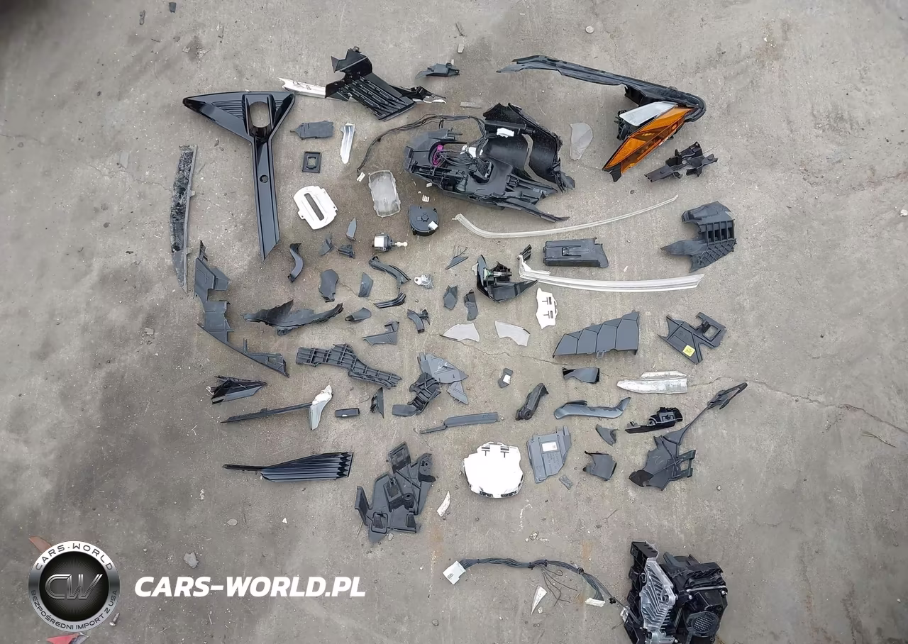 2024 Polestar 2 Long Range Dual Motor Performance Plus VIN:YSMFG3KA1RL228991 - 12
