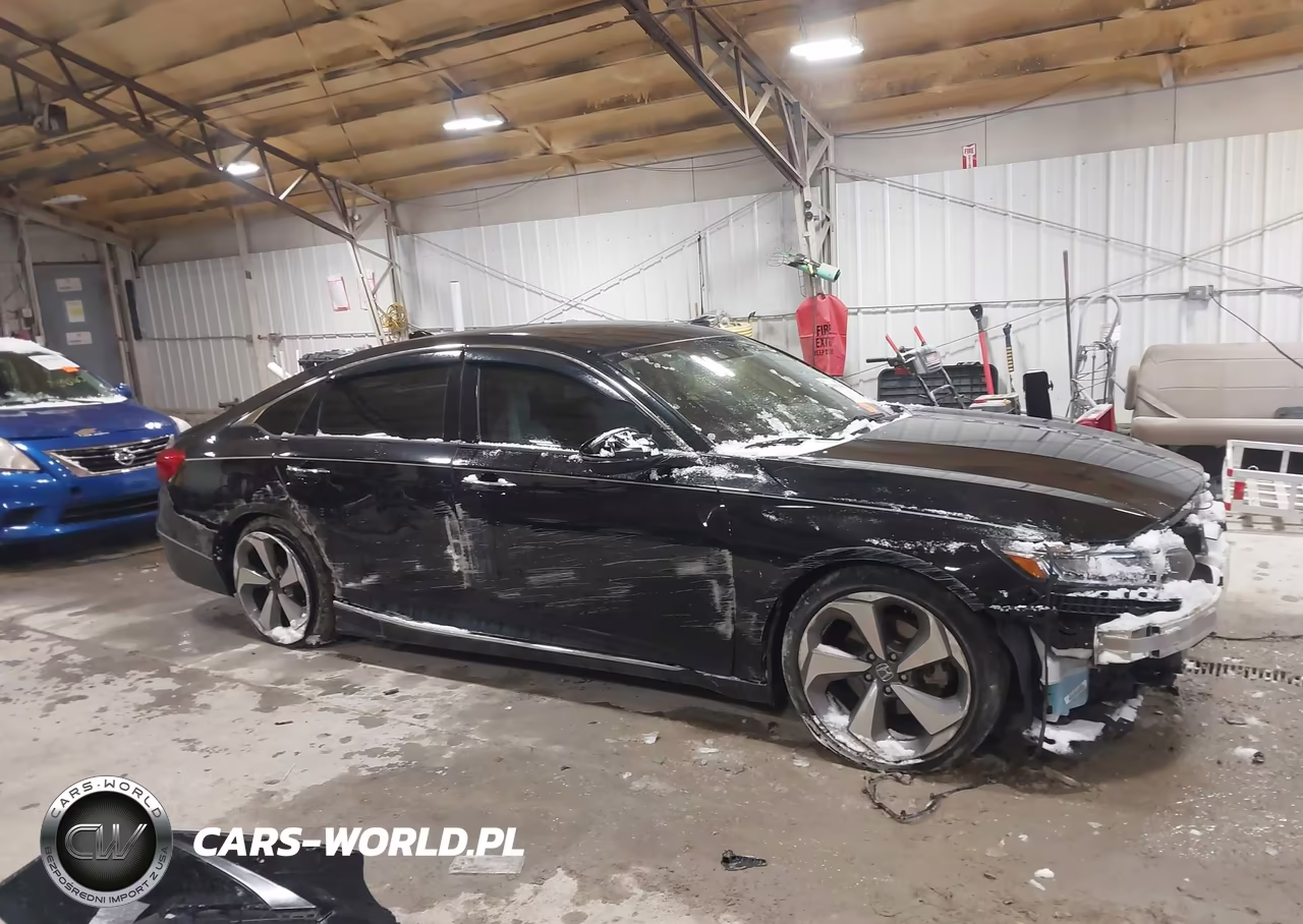 2018 Honda Accord Touring 2.0T VIN:1HGCV2F99JA004478 - 13