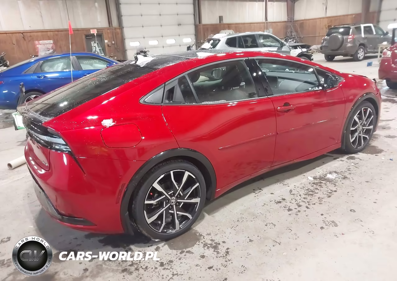 2025 Toyota Prius Plug-In Hybrid Xse Premium VIN:JTDACACU2S3051579 - 4