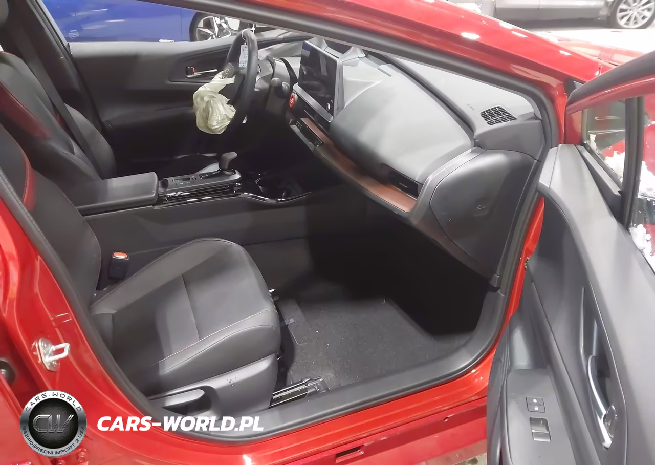 2025 Toyota Prius Plug-In Hybrid Xse Premium VIN:JTDACACU2S3051579 - 5