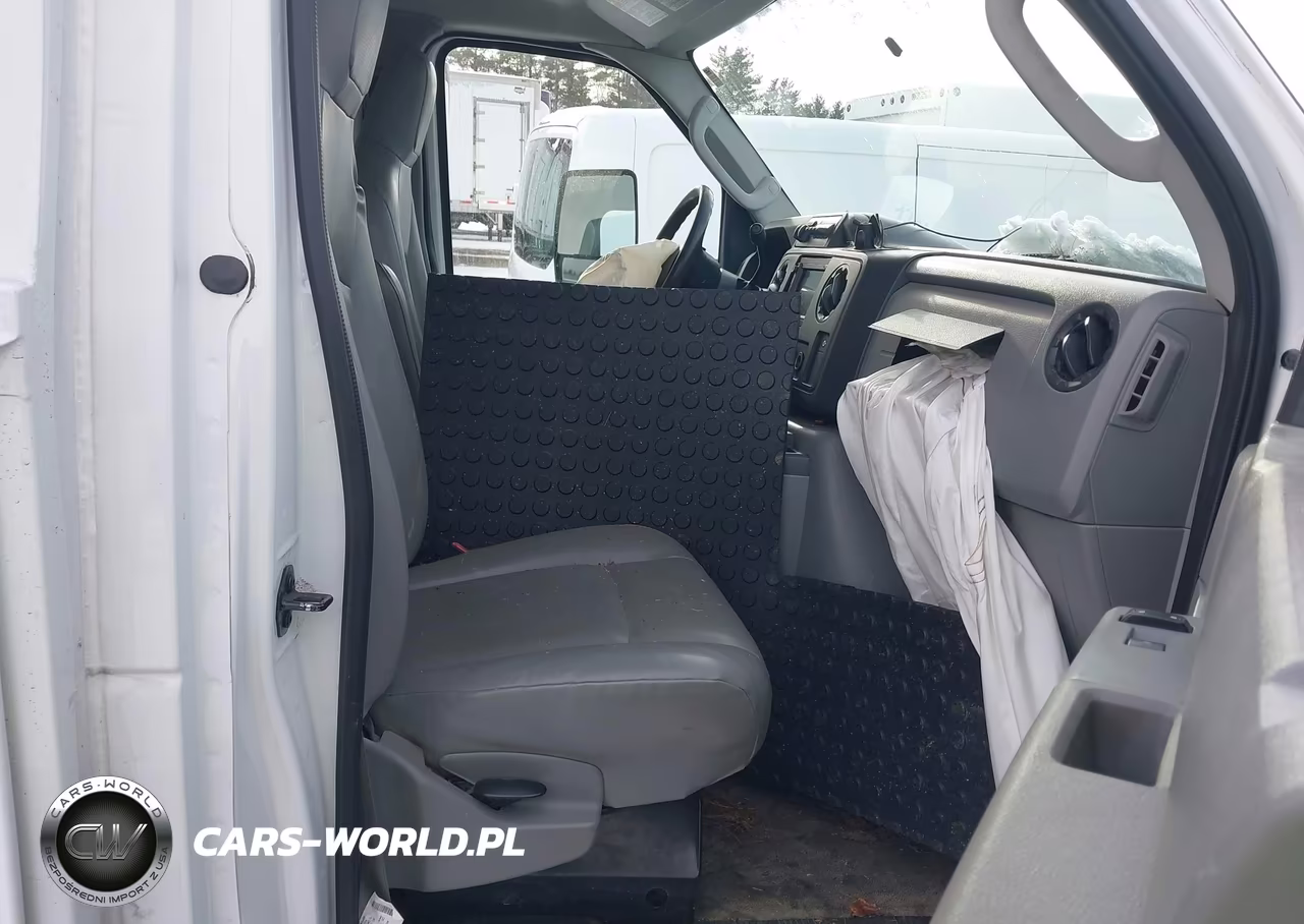 2013 Ford E-350 Cutaway VIN:1FDWE3FL1DDA84788 - 7