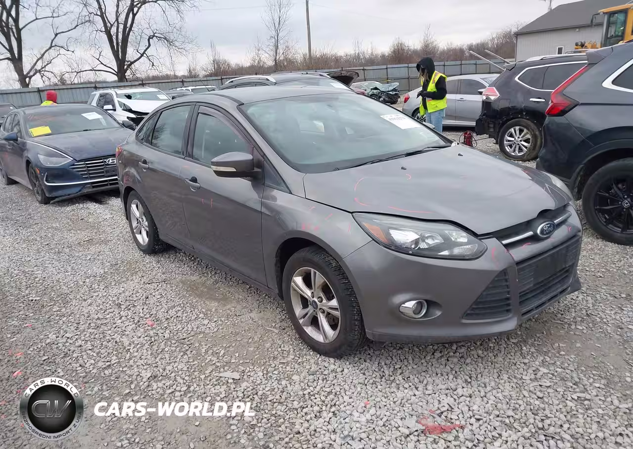 2014 FORD FOCUS SE