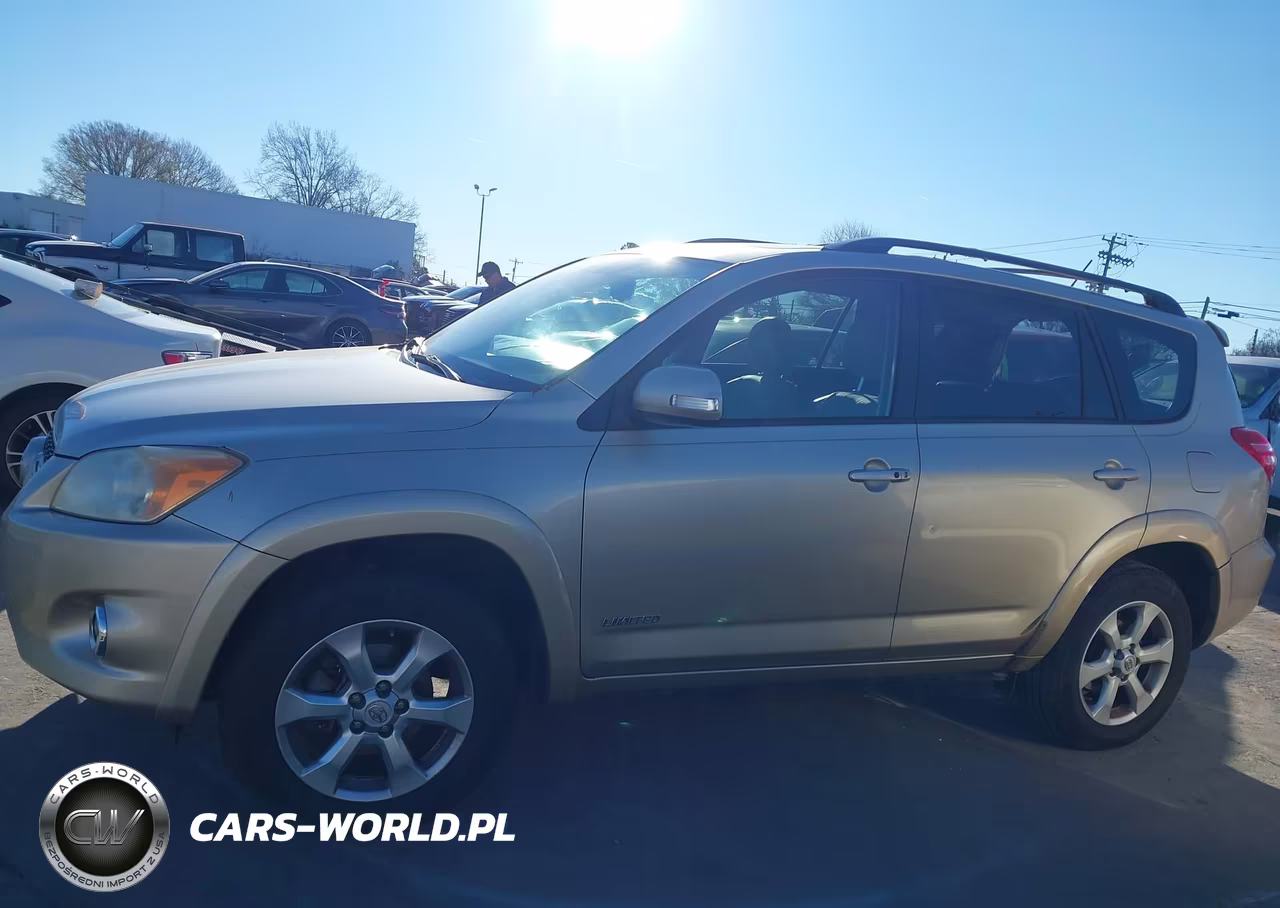 2010 Toyota Rav4 Limited V6 VIN:JTMDK4DVXAD015043 - 14