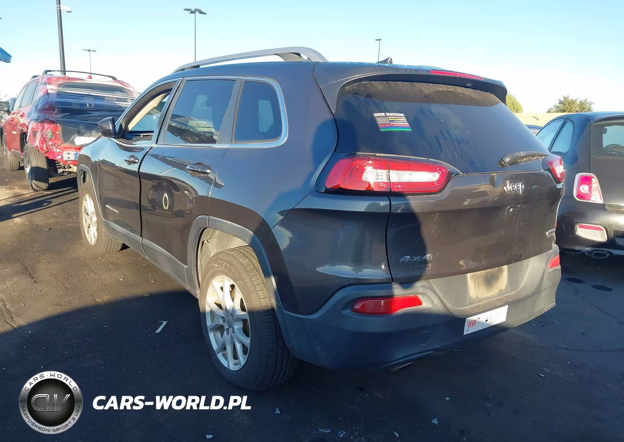 2016 Jeep Cherokee Latitude VIN:1C4PJMCB8GW311098 - 14