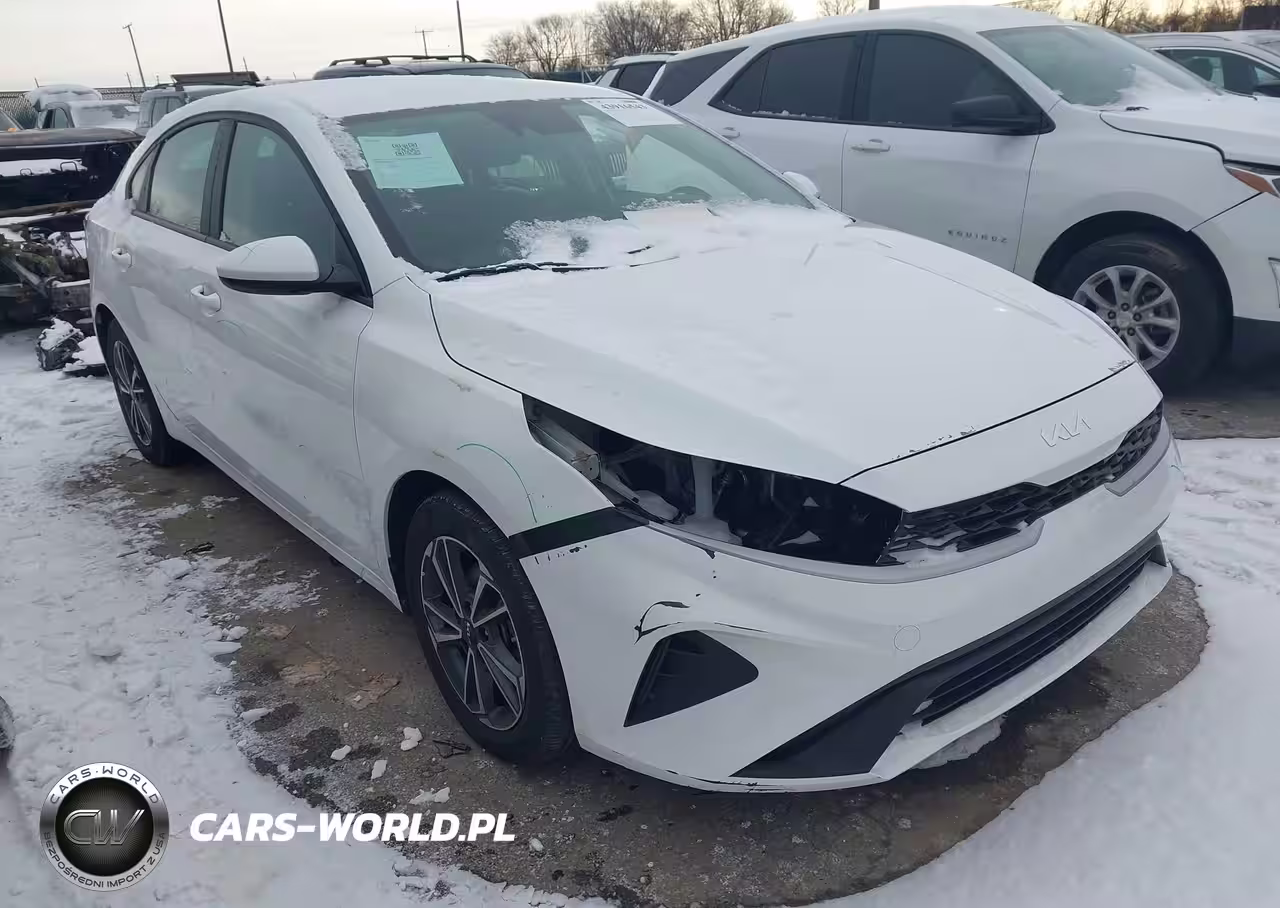 2022 Kia Forte Lxs