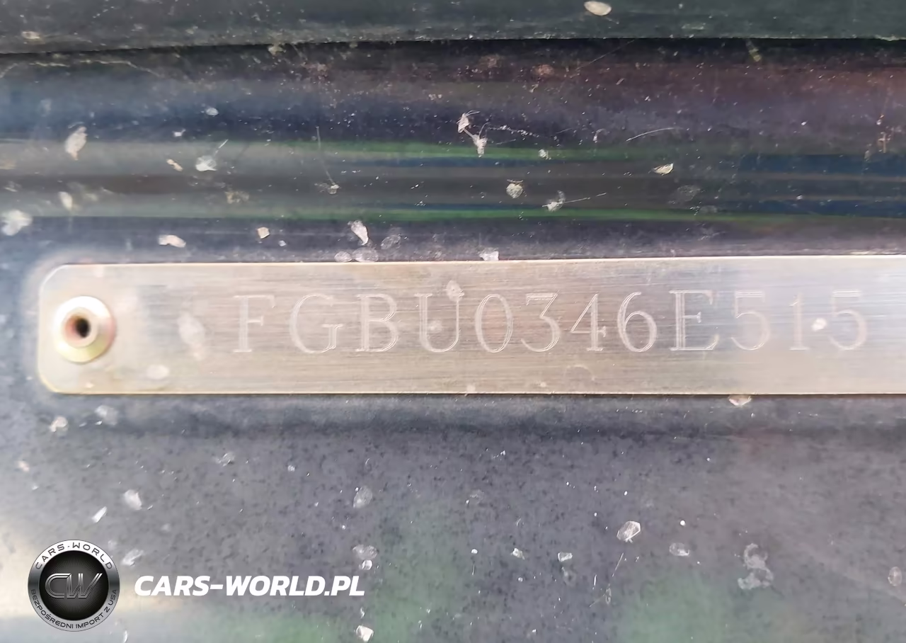 2015 Chaparral Boat & Boat Trailer VIN:FGBU0346E515 - 9