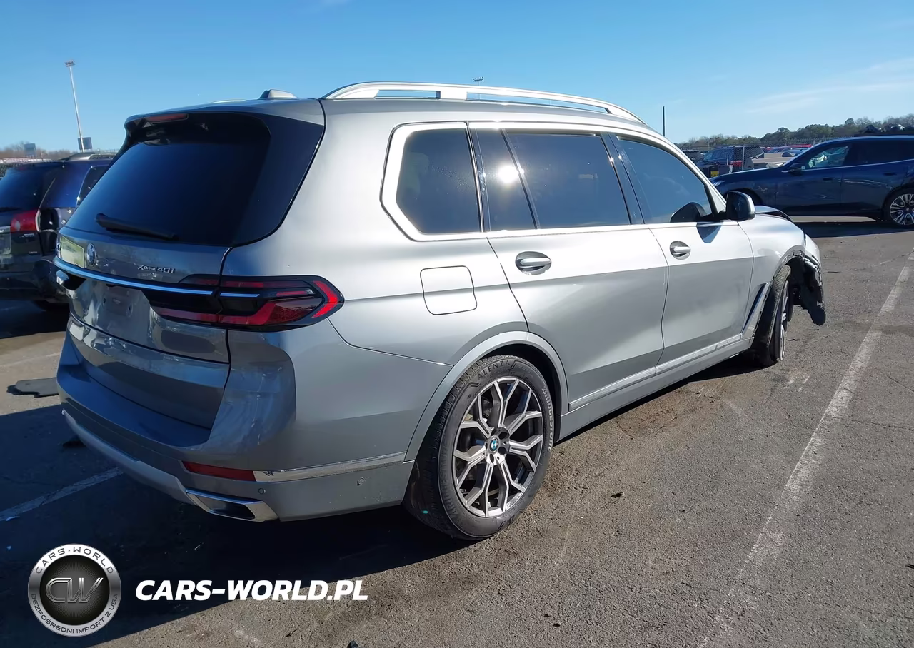 2023 BMW X7 xDrive40I VIN:5UX23EM0XP9P00328 - 4