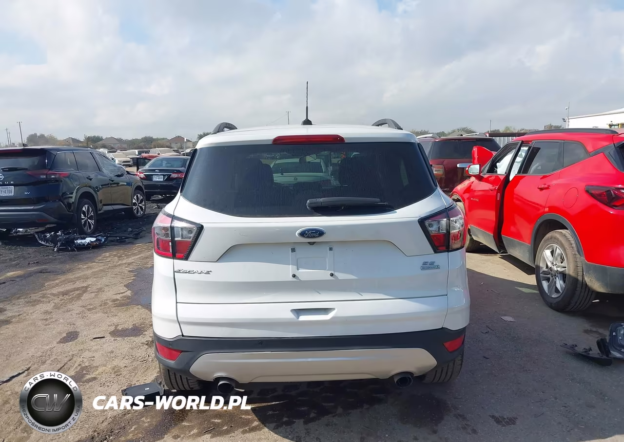 2018 Ford Escape Se VIN:1FMCU0GD9JUD23317 - 16