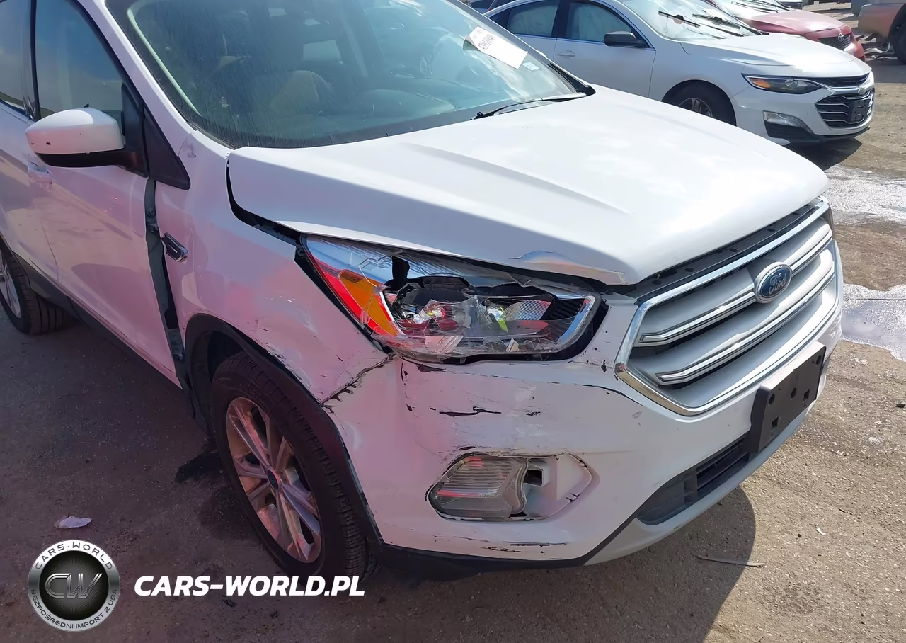 2018 Ford Escape Se VIN:1FMCU0GD9JUD23317 - 6