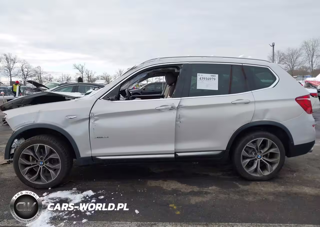 2016 BMW X3 xDrive28I VIN:5UXWX9C59G0D83370 - 14