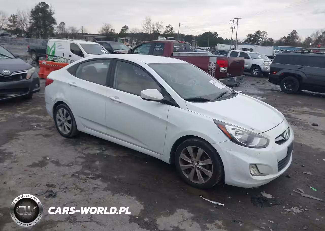 2012 Hyundai Accent Gls