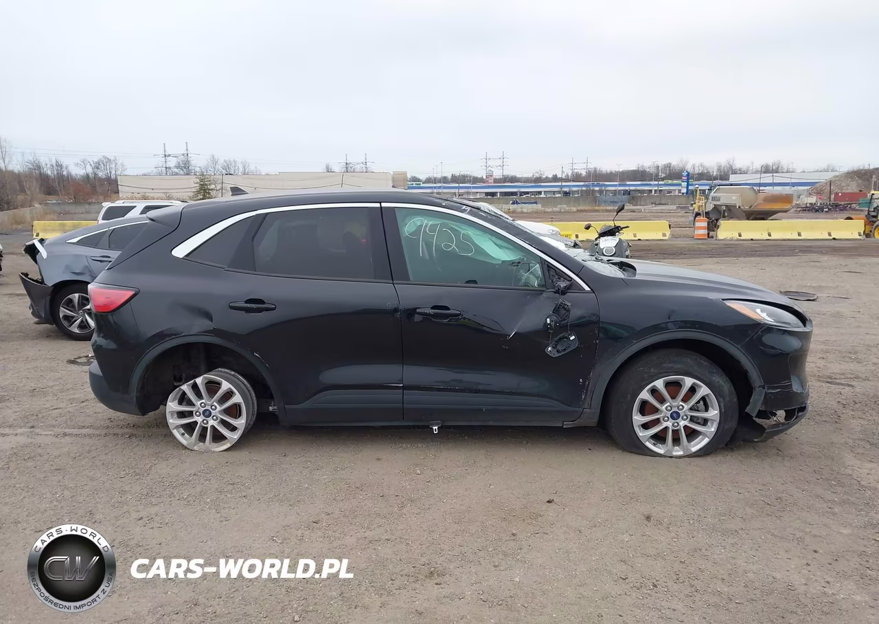 2020 Ford Escape Se VIN:1FMCU9G68LUA65624 - 13
