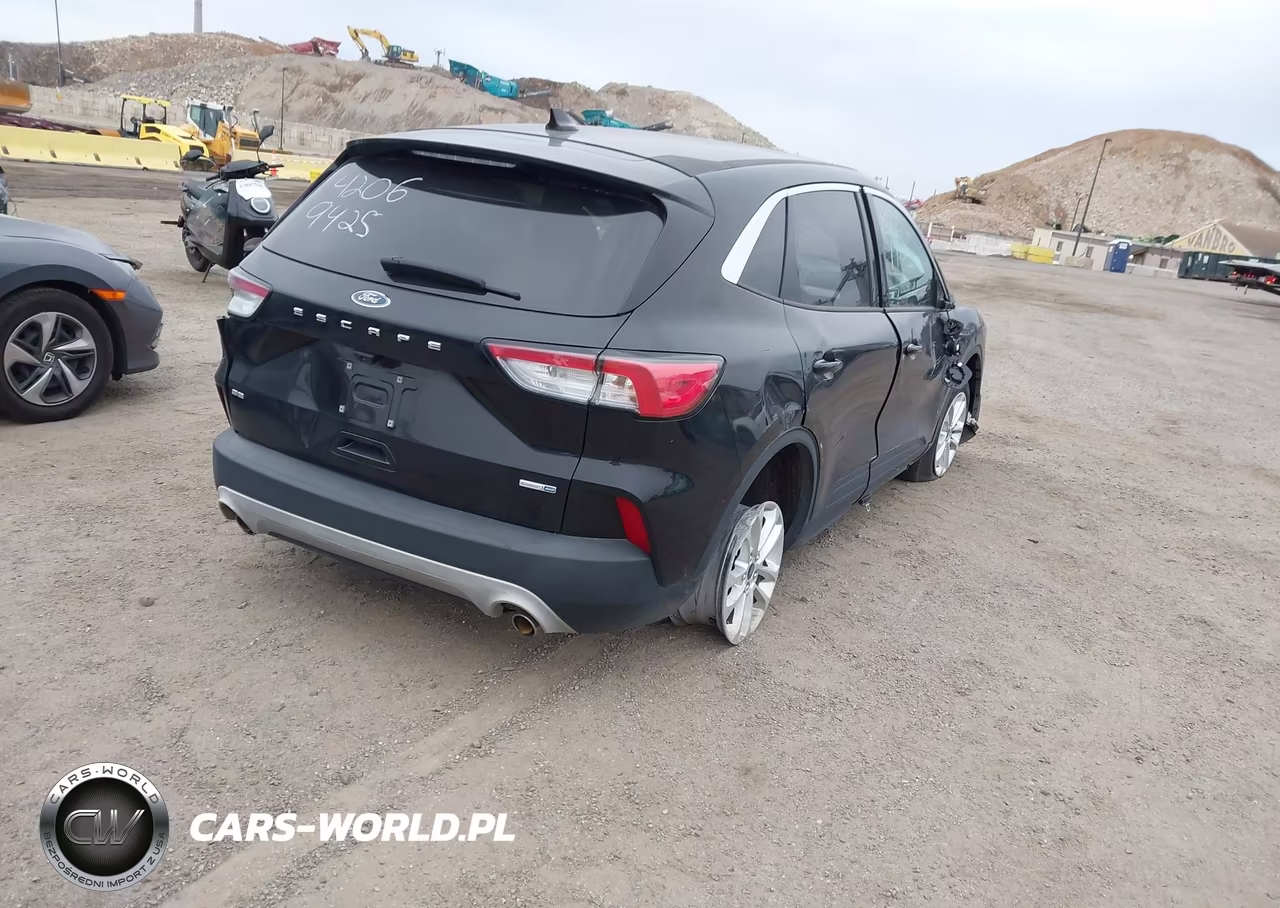 2020 Ford Escape Se VIN:1FMCU9G68LUA65624 - 4