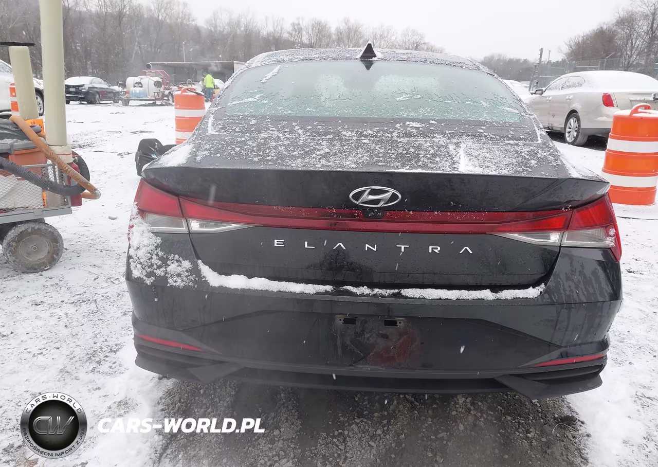 2022 Hyundai Elantra Sel VIN:5NPLM4AG9NH054170 - 16