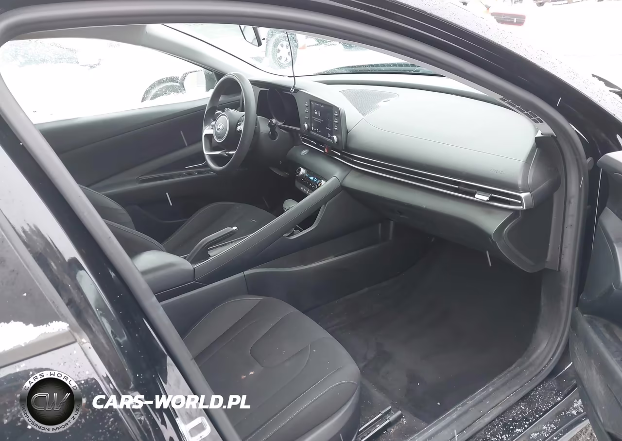 2022 Hyundai Elantra Sel VIN:5NPLM4AG9NH054170 - 5