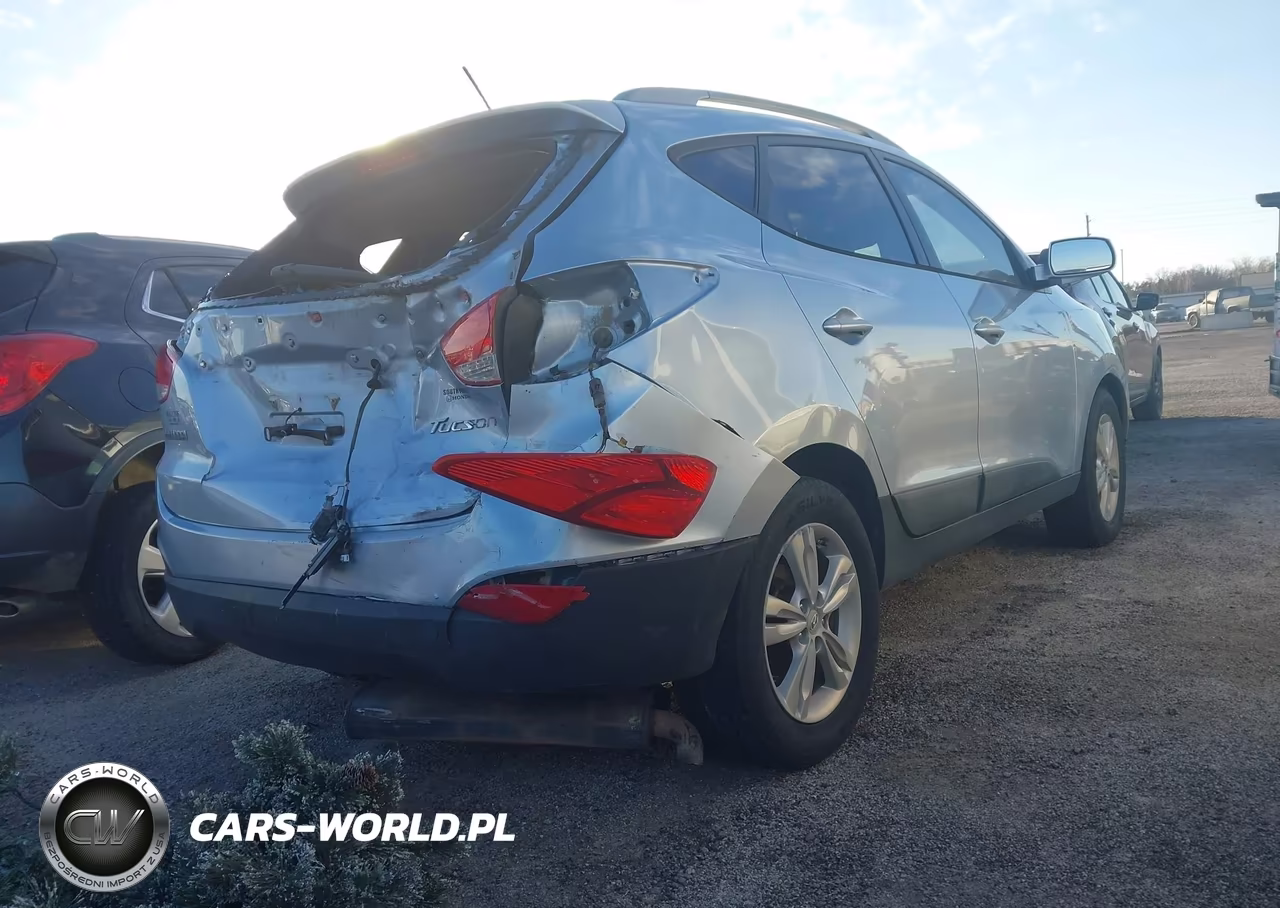 2011 Hyundai Tucson Gls VIN:KM8JU3AC5BU198861 - 4