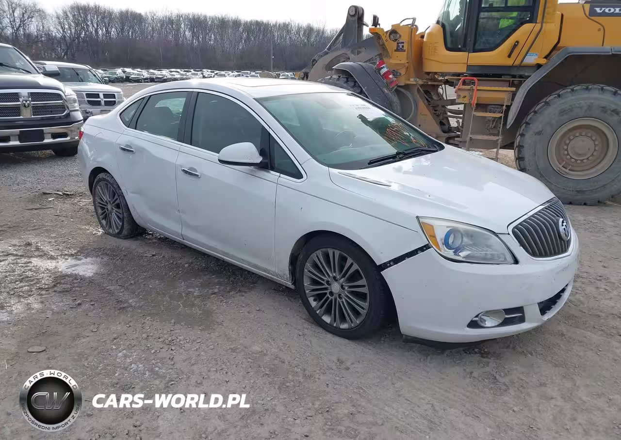 2013 Buick Verano Leather Group