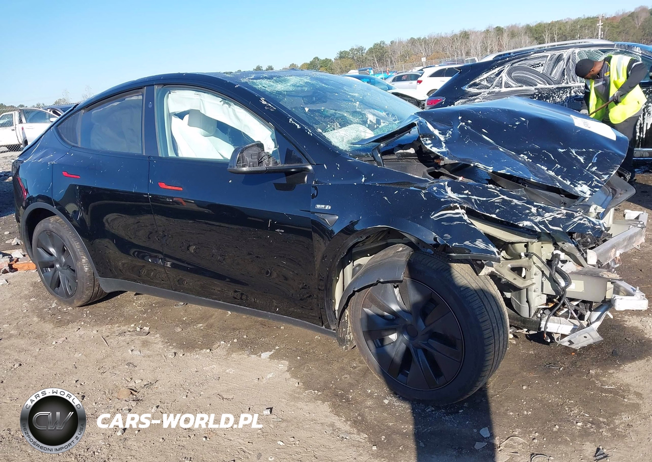 2025 Tesla Model Y Long Range Dual Motor Rear-Wheel Drive