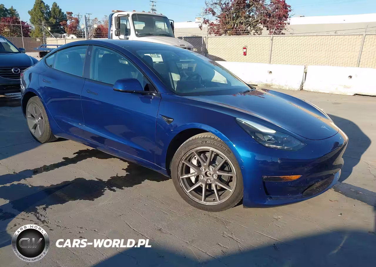 2022 Tesla Model 3 Long Range Dual Motor All-Wheel Drive