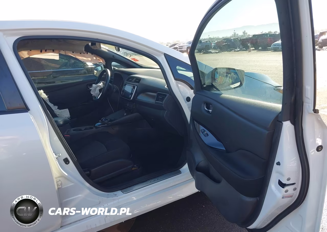 2019 Nissan Leaf Sv Plus VIN:1N4BZ1CP8KC319098 - 5
