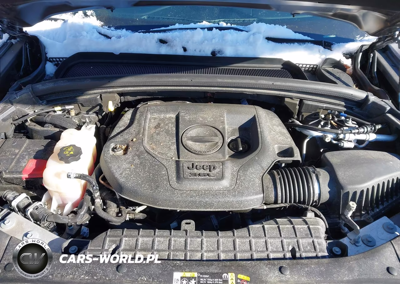 2023 Jeep Grand Cherokee Summit 4X4 VIN:1C4RJHEG1P8848442 - 10
