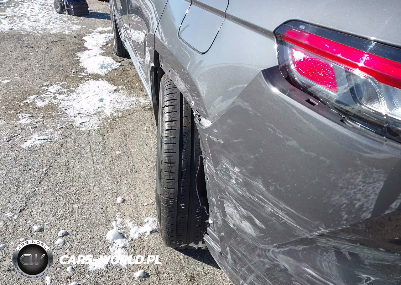 2023 Jeep Grand Cherokee Summit 4X4 VIN:1C4RJHEG1P8848442 - 6