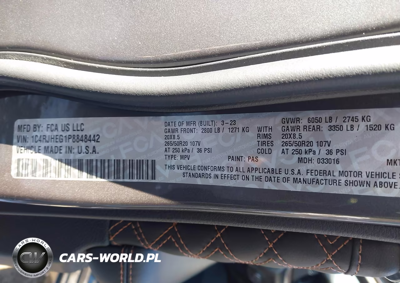 2023 Jeep Grand Cherokee Summit 4X4 VIN:1C4RJHEG1P8848442 - 9