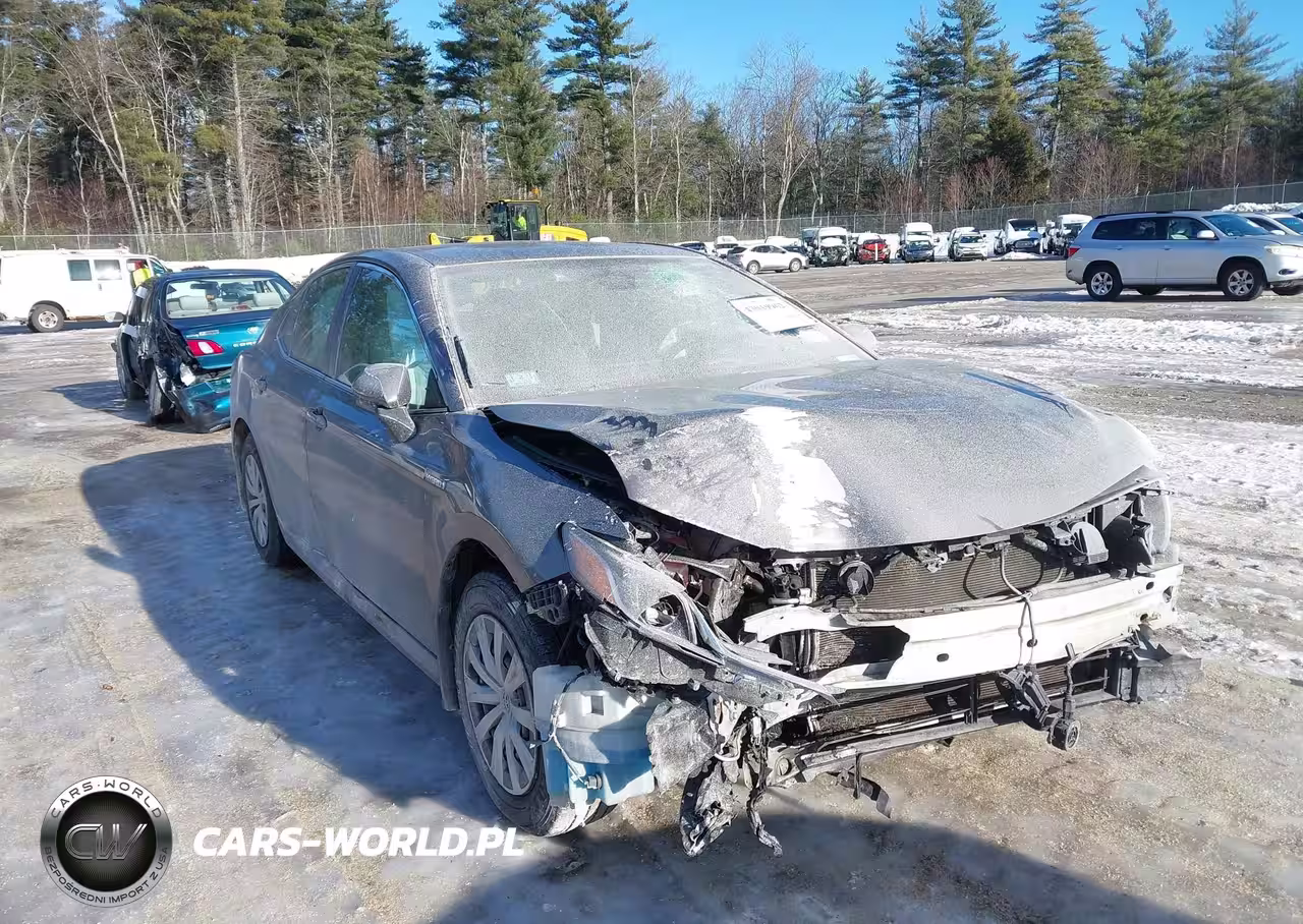 2021 Toyota Camry Le Hybrid
