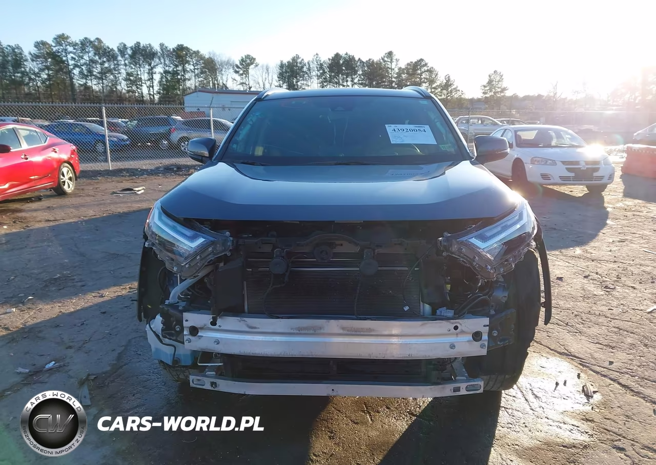 2024 Toyota Rav4 Hybrid Xle VIN:JTMRWRFV7RD272984 - 13