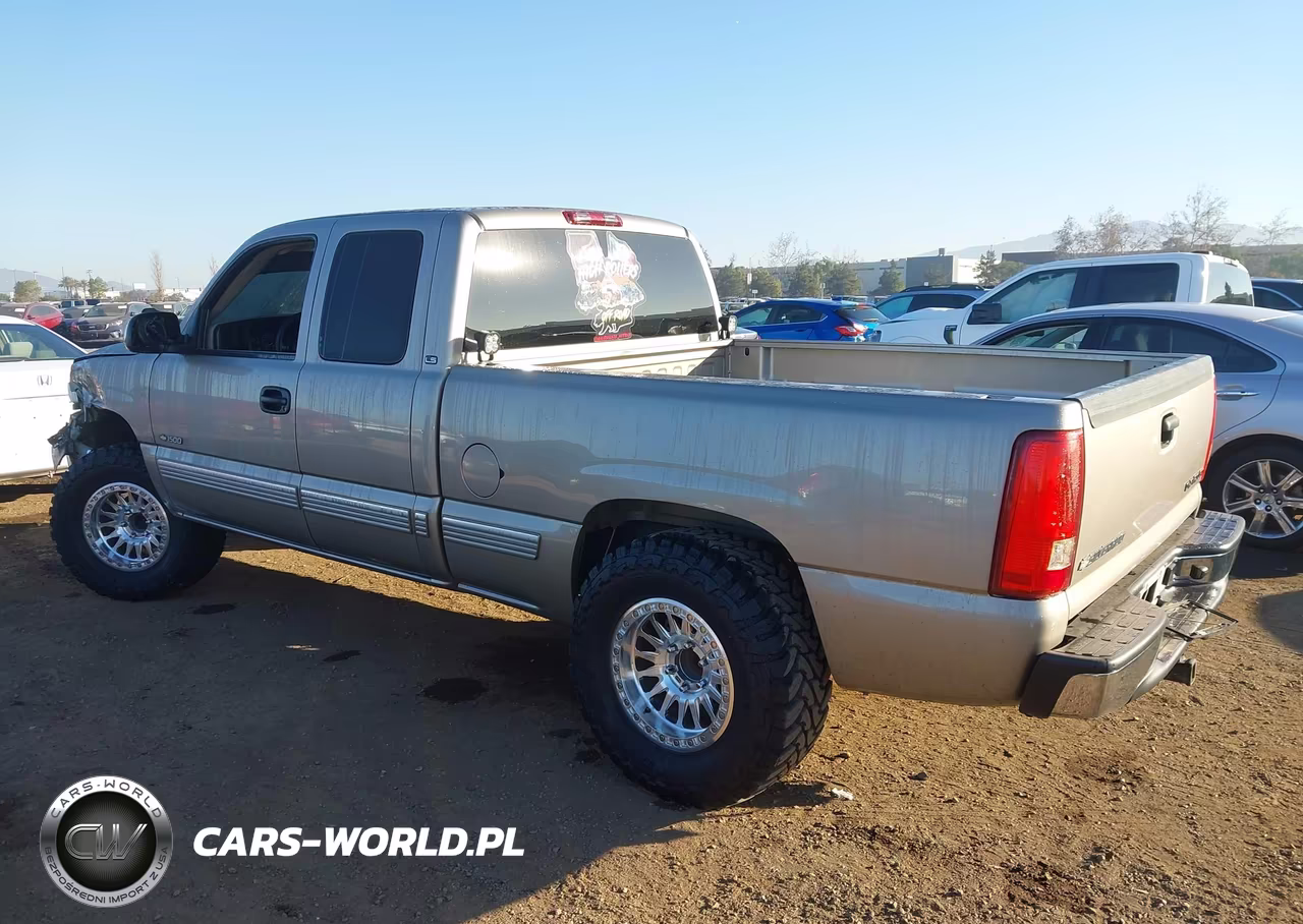 2002 Chevrolet Silverado 1500 Ls VIN:2GCEC19V921225302 - 3