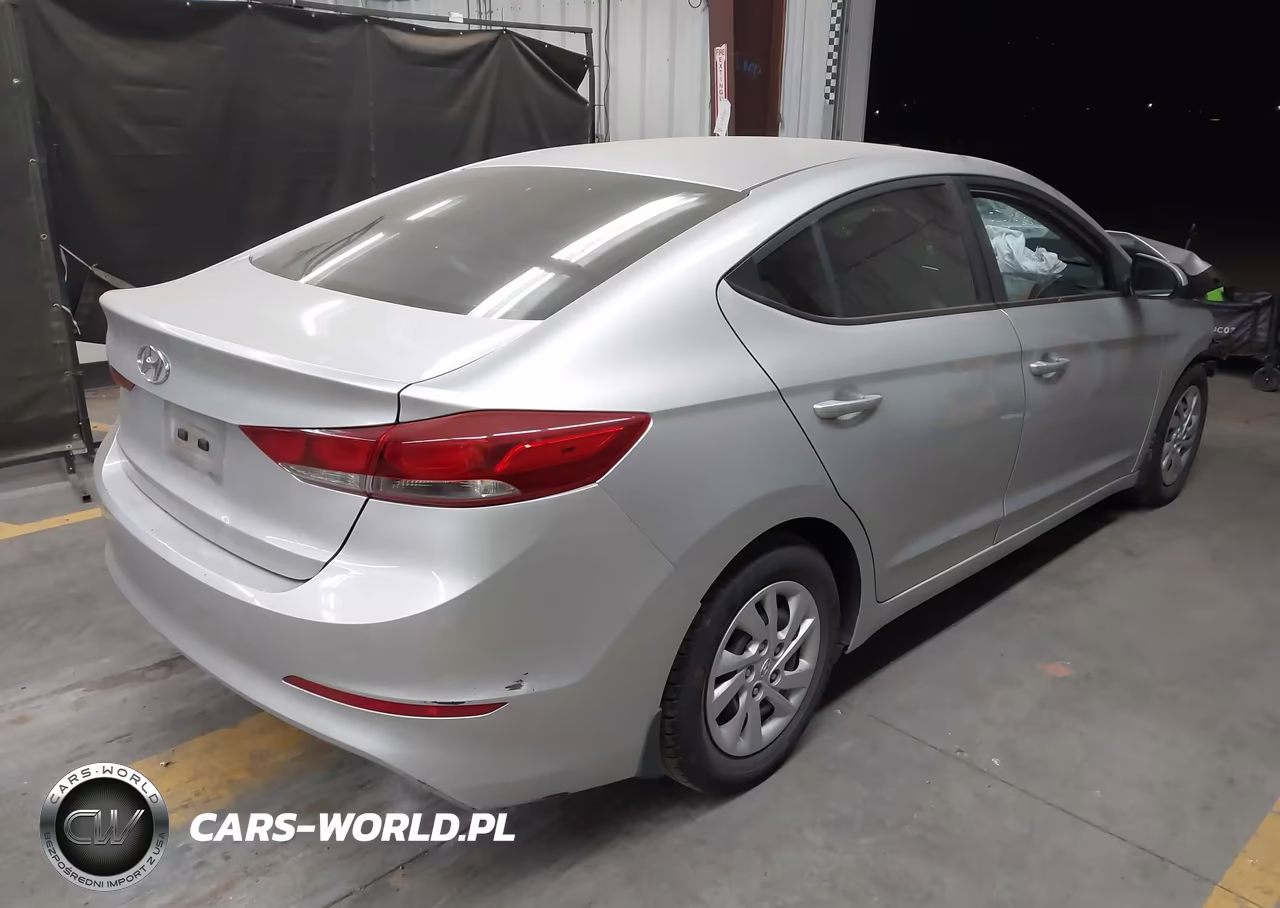 2018 Hyundai Elantra Se VIN:5NPD74LF8JH330705 - 4