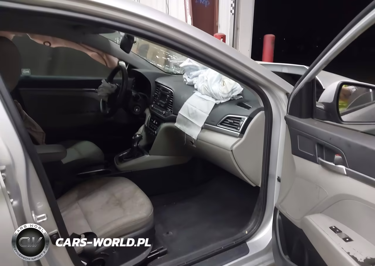 2018 Hyundai Elantra Se VIN:5NPD74LF8JH330705 - 5
